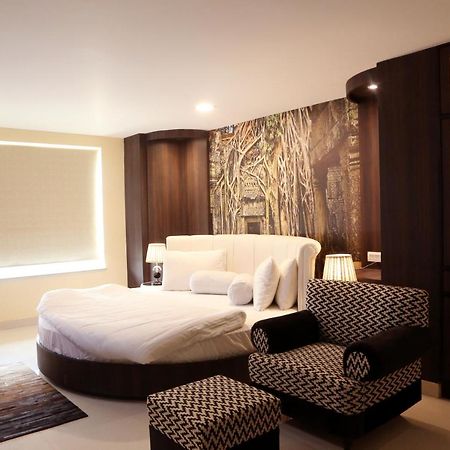 Moga Kingdom Hotel מראה חיצוני תמונה