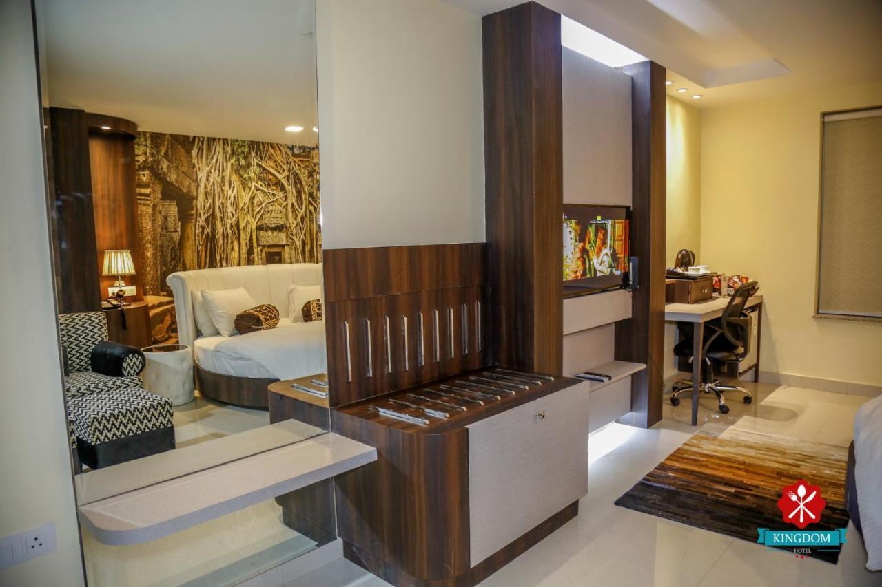 Moga Kingdom Hotel מראה חיצוני תמונה