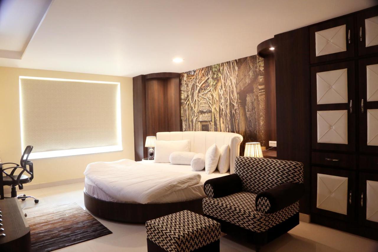 Moga Kingdom Hotel מראה חיצוני תמונה